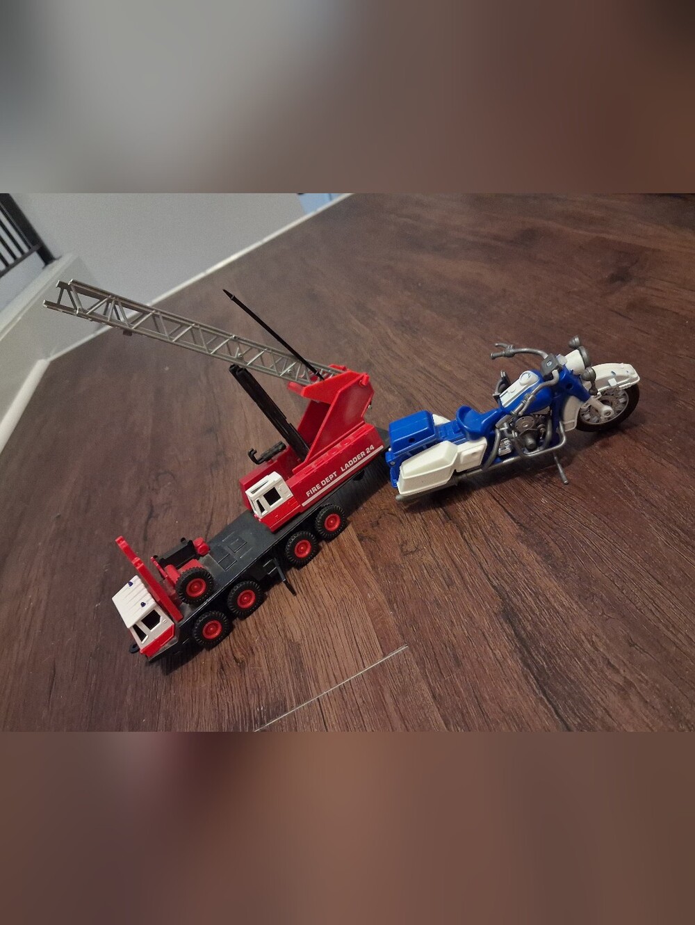 Red Fire Dept Ladder Truck Toy - Kids Toys